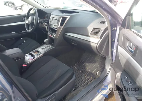 2014 Subaru Outback 2.5I Premium z USA, uszkodzony, nr VIN 4S4BRBCC3E3297699